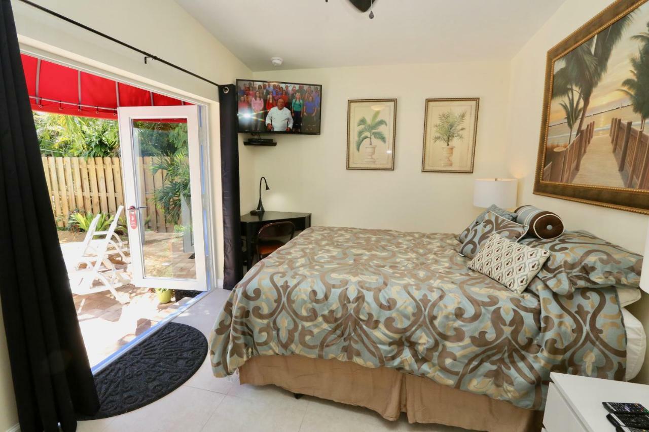 Fantasy Island Inn, Caters To Men Wilton Manors Εξωτερικό φωτογραφία