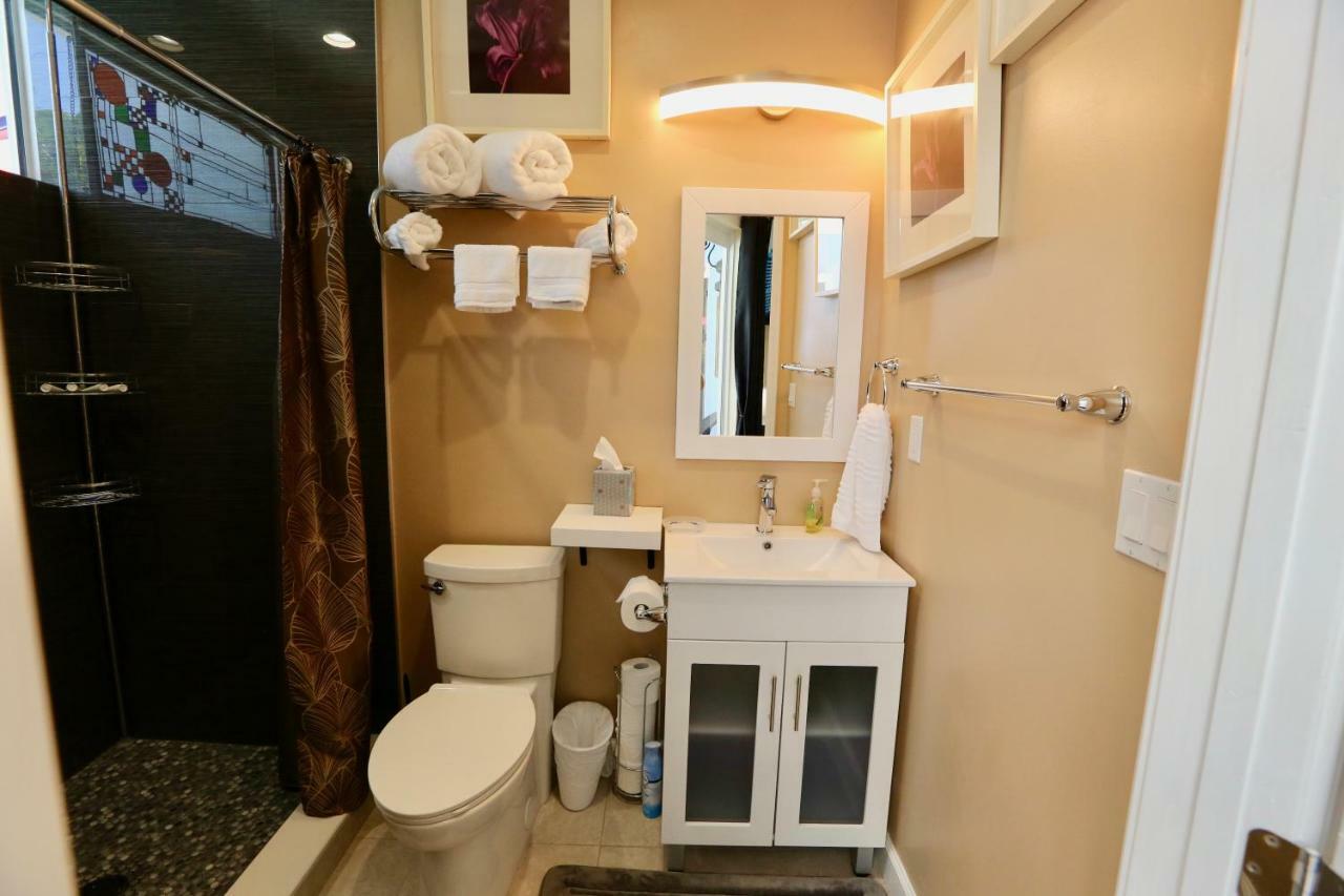 Fantasy Island Inn, Caters To Men Wilton Manors Εξωτερικό φωτογραφία