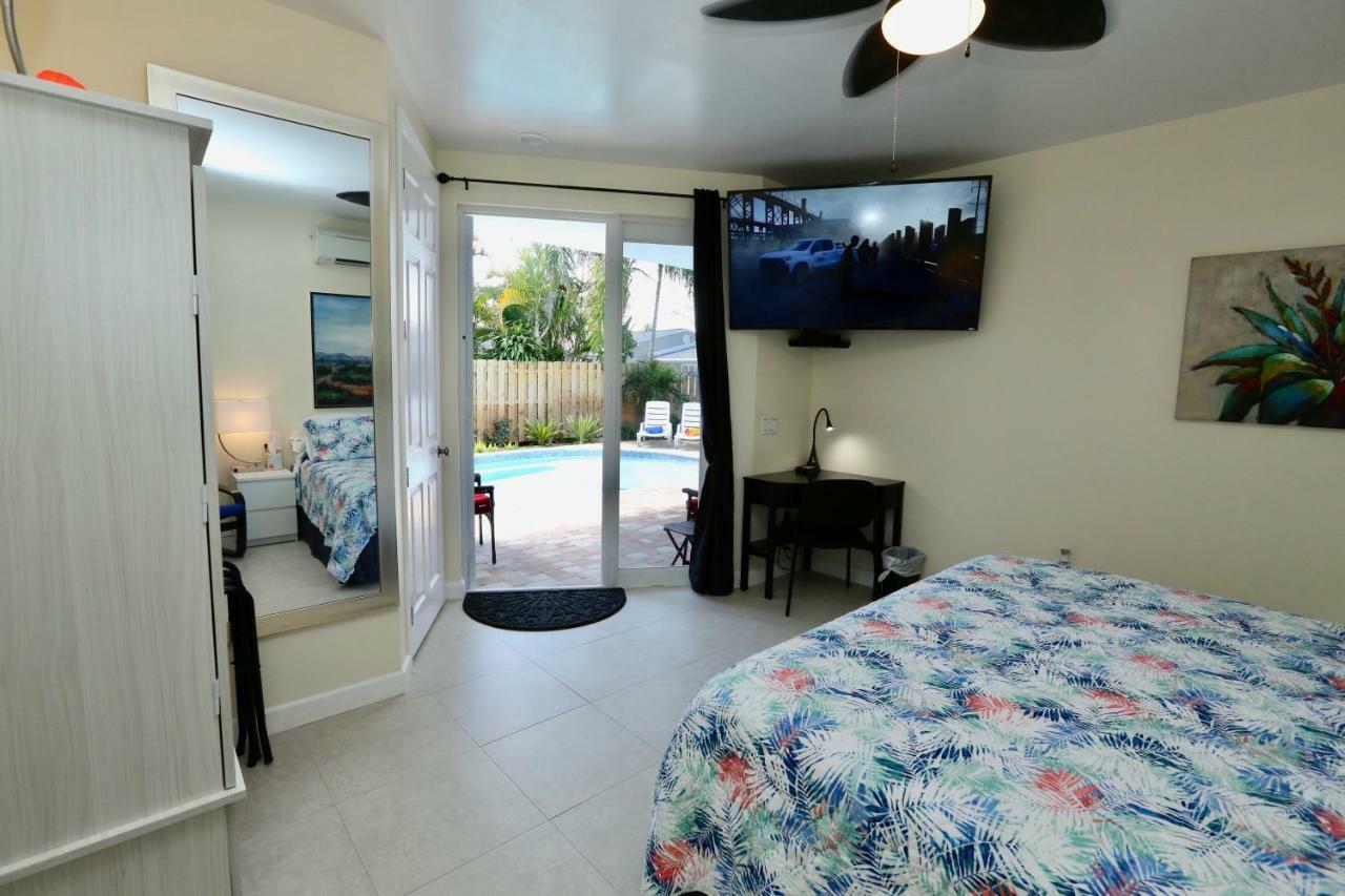 Fantasy Island Inn, Caters To Men Wilton Manors Εξωτερικό φωτογραφία